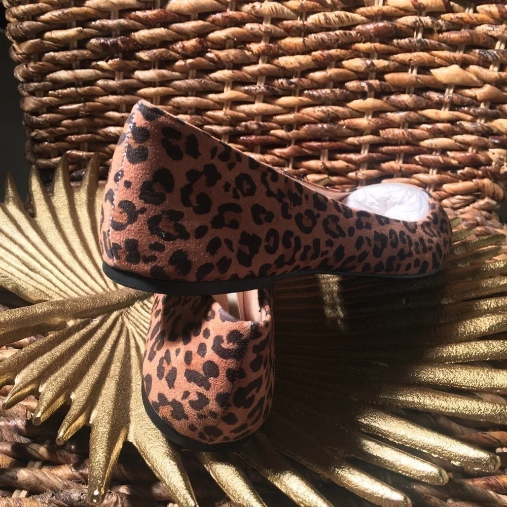 Time and Tru cheetah flat